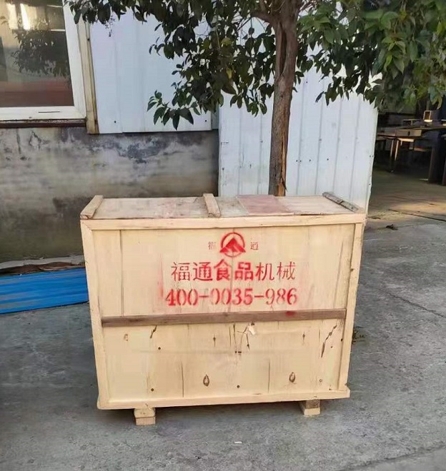 蛋卷切断机